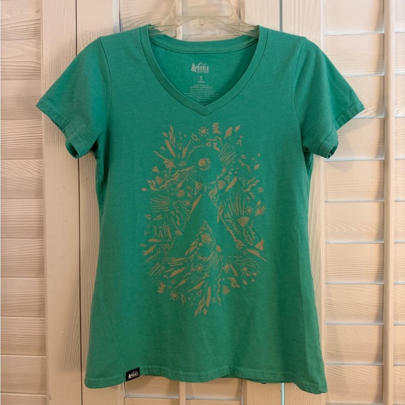 REI Tops - REI Bright Mint Green Graphic Short Sleeve V-Neck Tee, Women’s Small